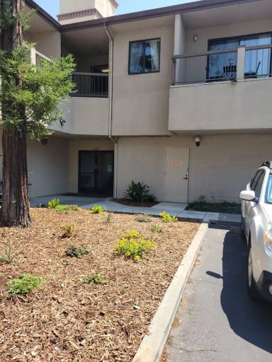 Main picture of 1801 Hanover Dr