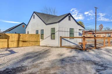 Main picture of 1803 Texas Ave