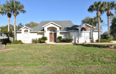 Main picture of 71 Spring Lake Dr