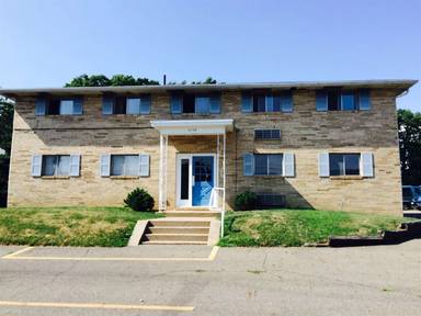Main picture of 2000 Woodlawn Ave NW