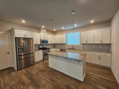 Main picture of 3915 Lindburg Rd SE