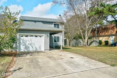Main picture of 703 Little Neck Rd