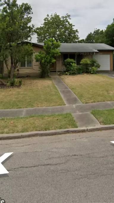 Main picture of 458 Adrian Dr