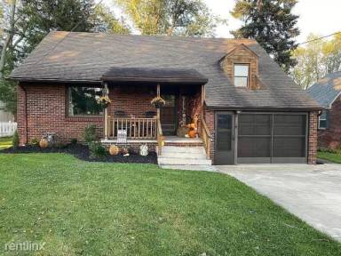 Main picture of 996 Orchard Park Rd