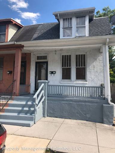 Main picture of 114 E Jackson St