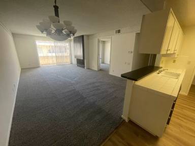 Main picture of 1840 Fairburn Ave