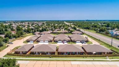 Main picture of Kingston Hills Community