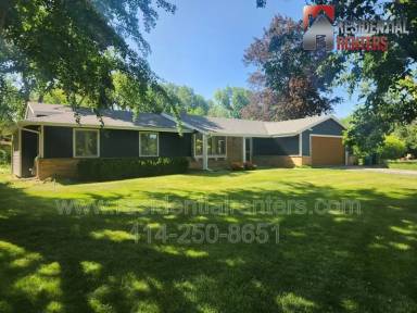 Main picture of 15205 Merrie Cir