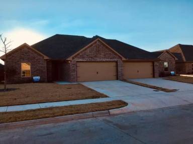 Main picture of 532 Landry Ct