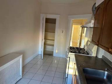 Main picture of 9531 110th St