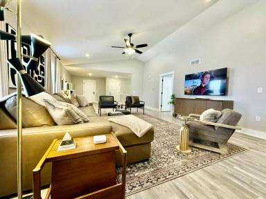 Main picture of 7845 2nd St