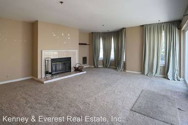 Main picture of 1626 Lombard St