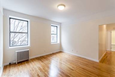 Main picture of 305 W 45th St