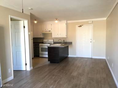 Main picture of 3029 Broadway