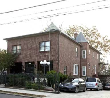 Main picture of 916 Chester Pike