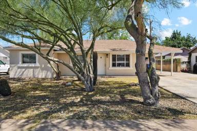 Main picture of 2514 E Meadowbrook Ave