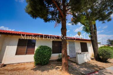 Main picture of 2842 E Beck Ln