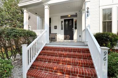 Main picture of 961 Maltby Ave