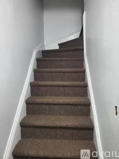 Main picture of 794 Grand St