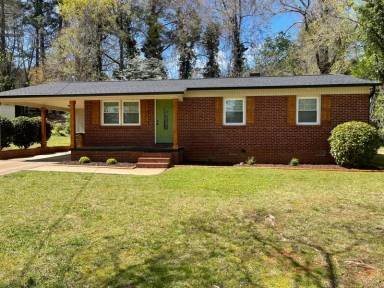 Main picture of 506 Leander St