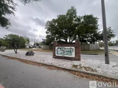 Main picture of 1570 Greenwood Dr