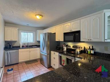 Main picture of 186 Locust Hill Rd