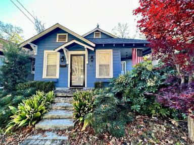 Main picture of 2817 Columbia Ave