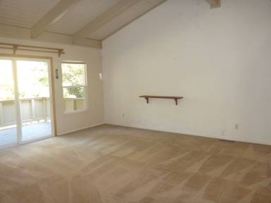 Main picture of 321 Ski Way