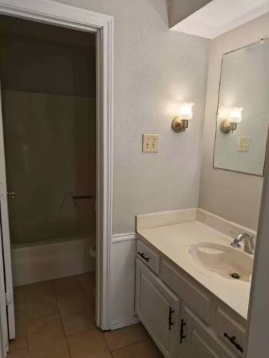 Main picture of 5 Pompano Ct