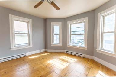 Main picture of 276 Silver St