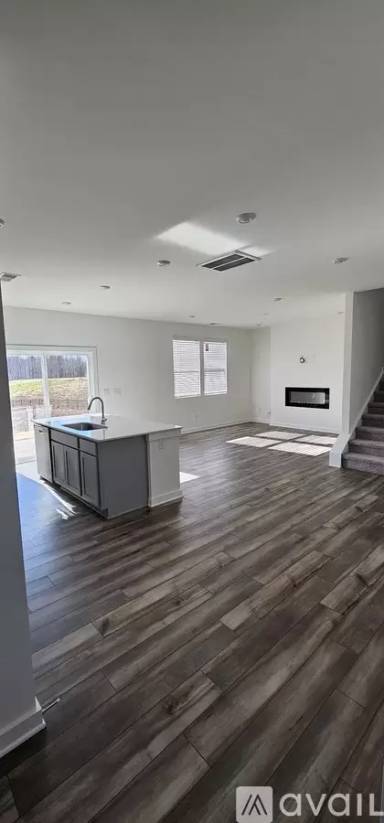 Main picture of 541 Mountain View Dr