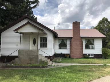 Main picture of 558 Canyon View Rd