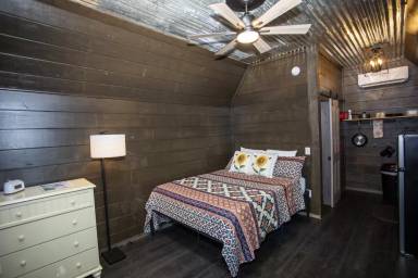 Main picture of 2630 Grassy Knob Rd