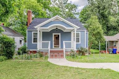 Main picture of 3 Skyland Dr