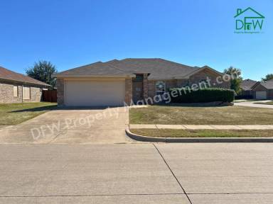 Main picture of 7033 Snowy Owl St