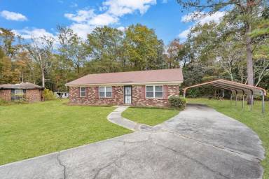 Main picture of 5 Holiday Ct