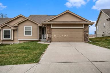 Main picture of 19701 Marinda St