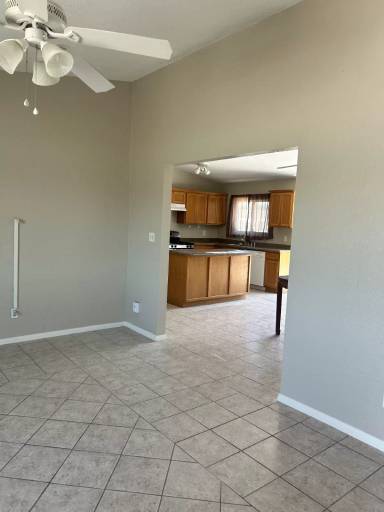 Main picture of 2912 Beachcomber Dr