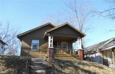 Main picture of 2936 Lister Ave