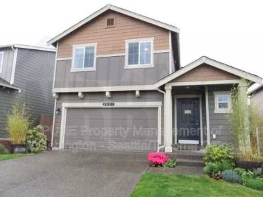 Main picture of 1827 199th St E