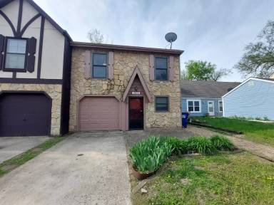 Main picture of 1903 W 3rd St