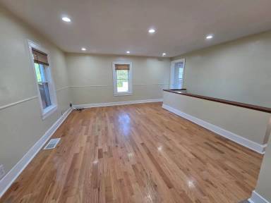 Main picture of 530 Broad St