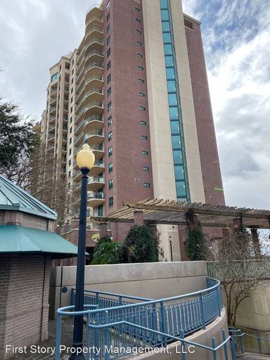 Main picture of Plaza Tower Condos