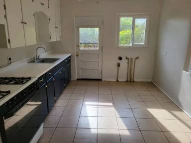Main picture of 3516 Anderson Ave SE