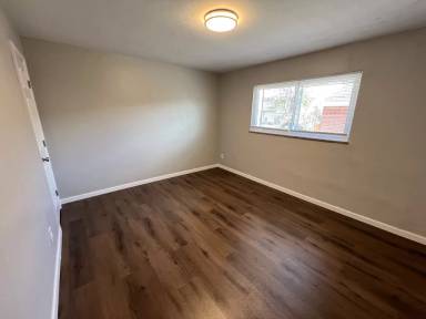 Main picture of 524 Rockdale Ave