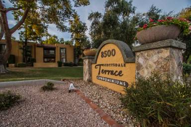Main picture of Luxe Scottsdale Apartments