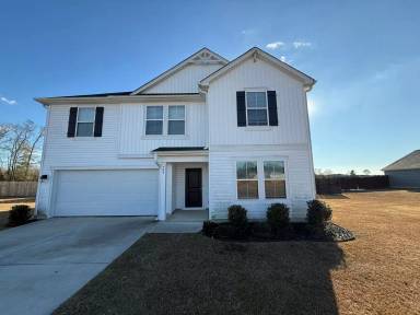 Main picture of 204 Taylors Creek Way
