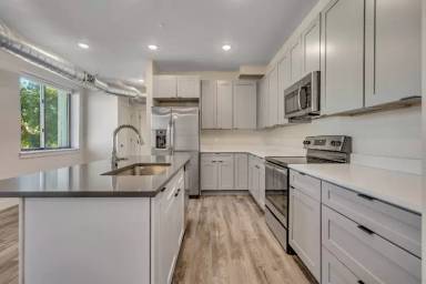 Main picture of 606 W North Temple