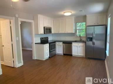 Main picture of 228 W 27th St