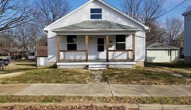 Main picture of 815 Roberts St